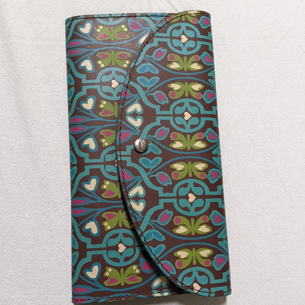 Fossil passport wallet